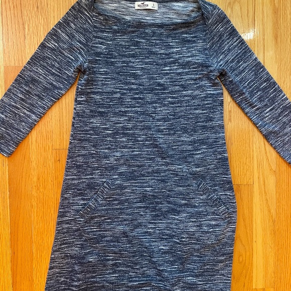 Hollister Navy Blue Dress with Pockets (Model pic is exact version but in red) - Picture 4 of 9